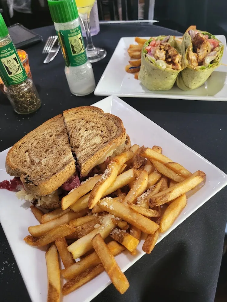 Stillwater Pressed Cheeseburger